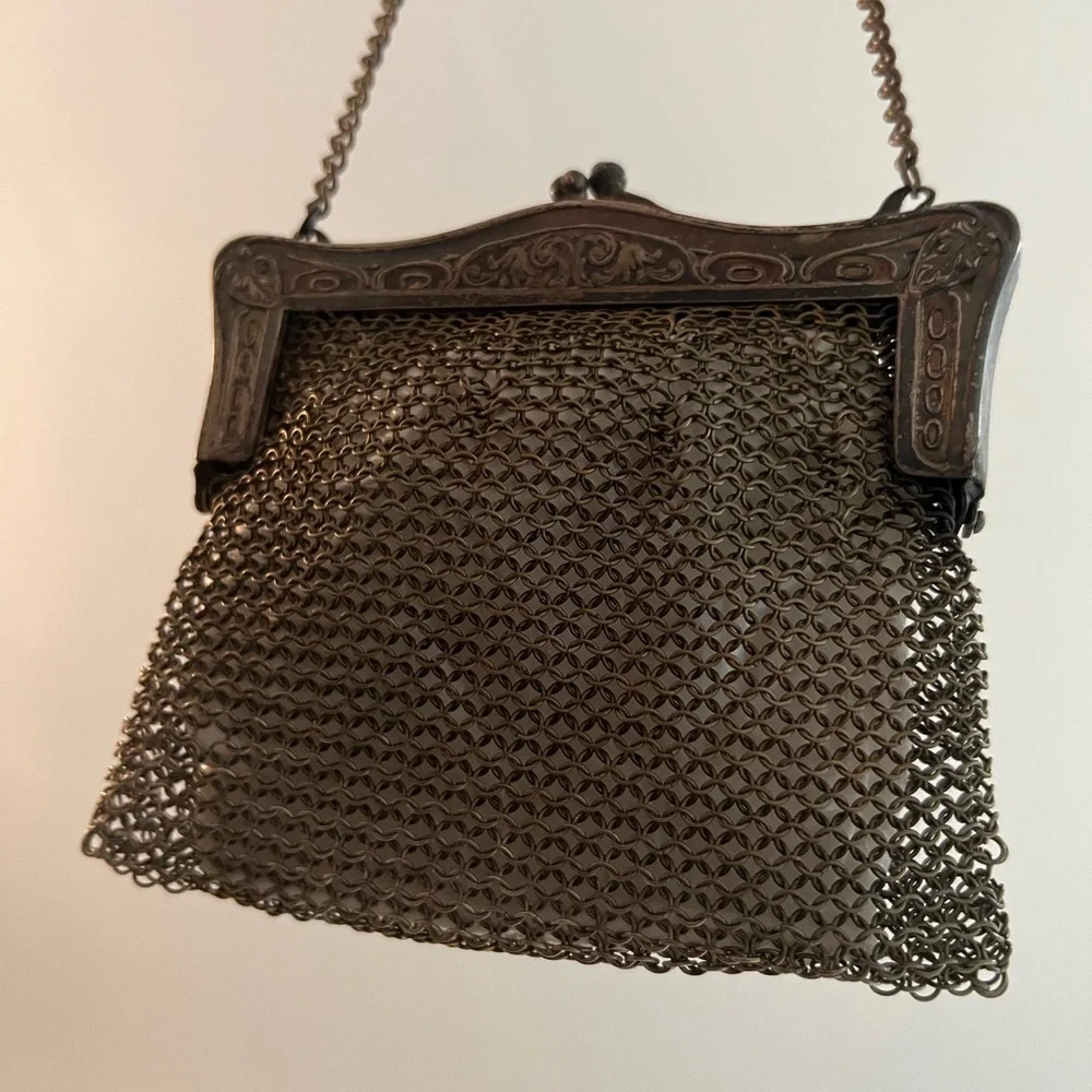 Antique Victorian Ornate Frame Metal Mesh Purse Bag - Picture 10 of 11